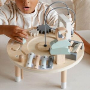 Table d'activité pour bébé