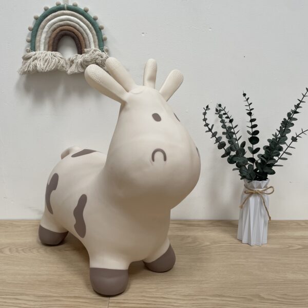 Vache ballon sauteur personnalisée – Image 9